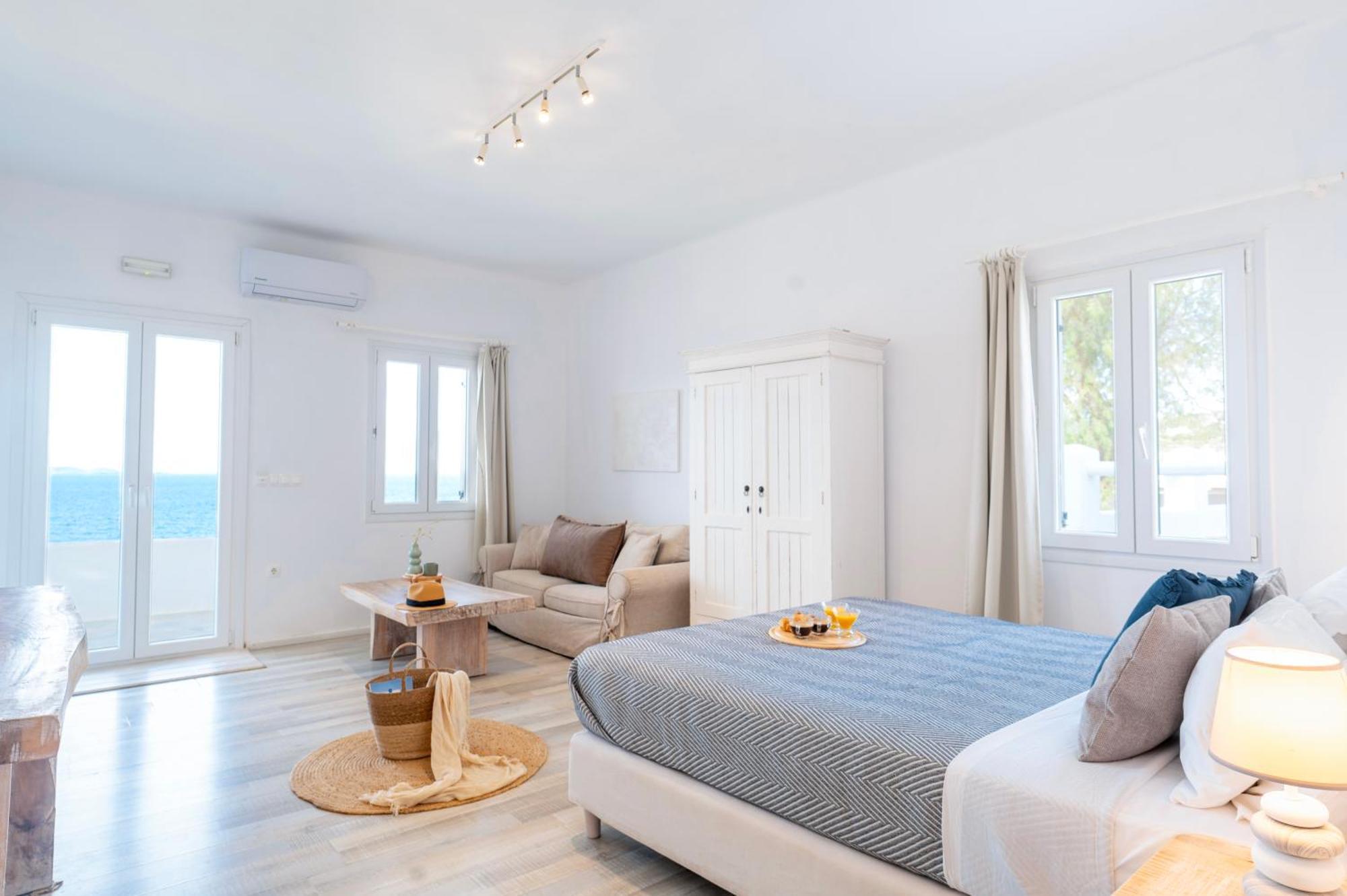 With-Inn Mykonos Suites Tourlos Exterior photo
