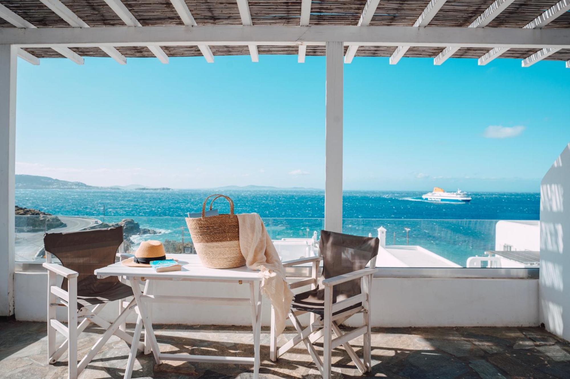 With-Inn Mykonos Suites Tourlos Exterior photo