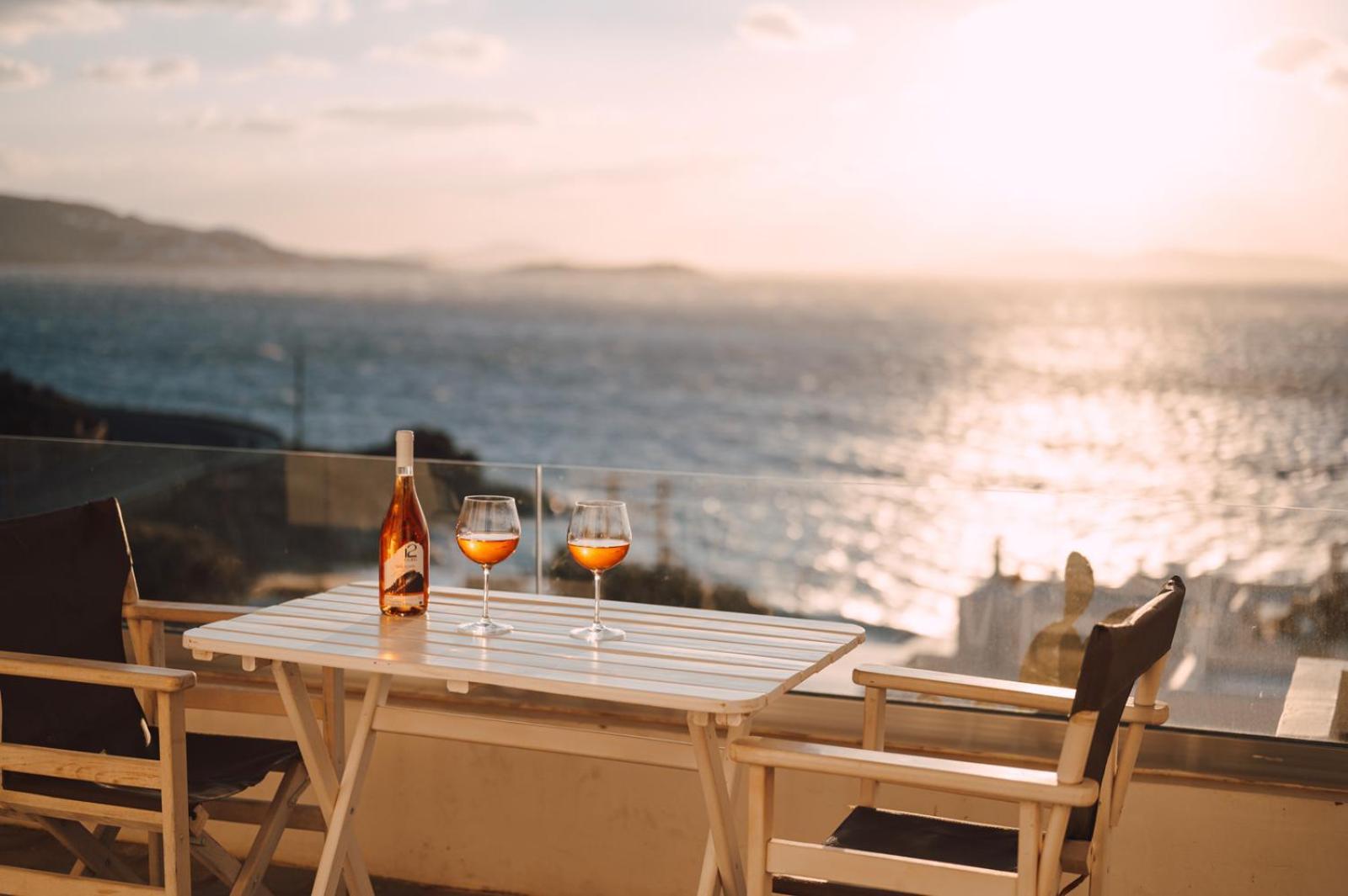 With-Inn Mykonos Suites Tourlos Exterior photo