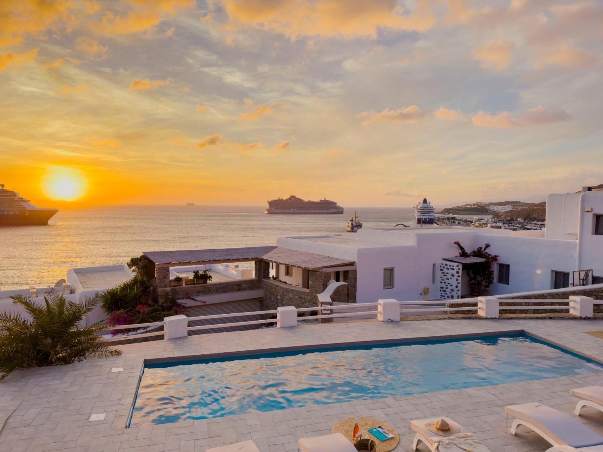 With-Inn Mykonos Suites Tourlos Exterior photo